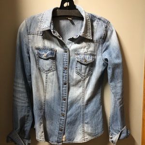 Blue shirt from Guess, small